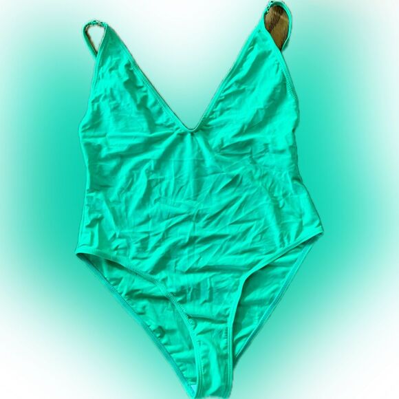 PRETTY LITTLE THING Swimsuit - Picture 5 of 5